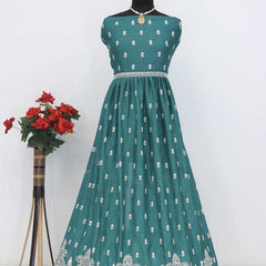 Chinon Silk RIN131 10136 Suits & Dresses Wholesale Ladies Suits Embroidery Suits Wedding Suits