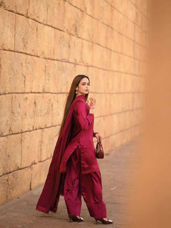 Crepe RIN141 1947 Suits & Dresses Wholesale Ladies Suits Embroidery Suits Party wear suits Punjabi Suit