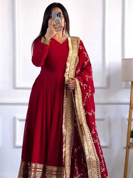 Faux Georgette RIN197 4573 Suits & Dresses Wholesale Embroidery Suits Bridal Wedding Dresses Designer Suits