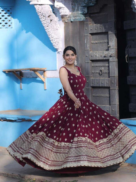 Faux Georgette RIN207 1221 Gowns Wholesale Printed Gowns Fancy Gowns Party Gowns