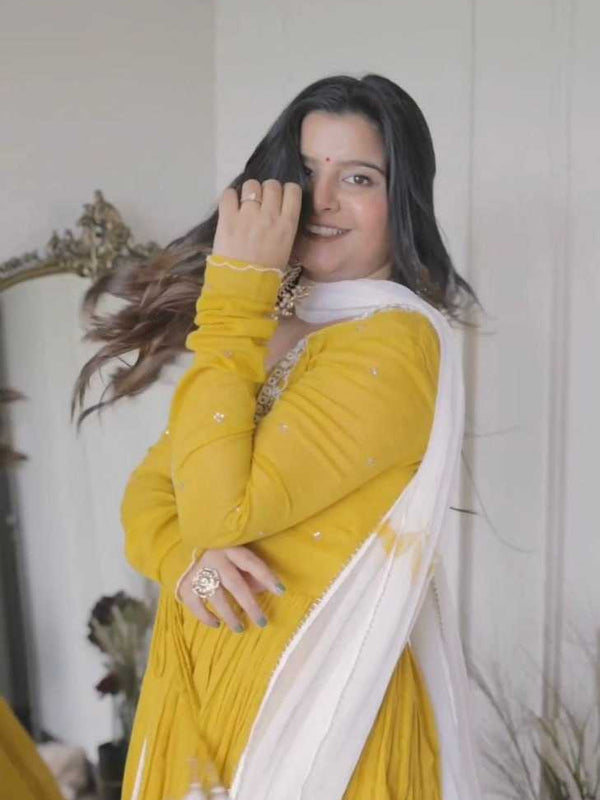 GEORGETTE RIN169 - 5584 SUIT WHOLESALE ALIA CUT,ANARKALI,GEORGETTE SUIT