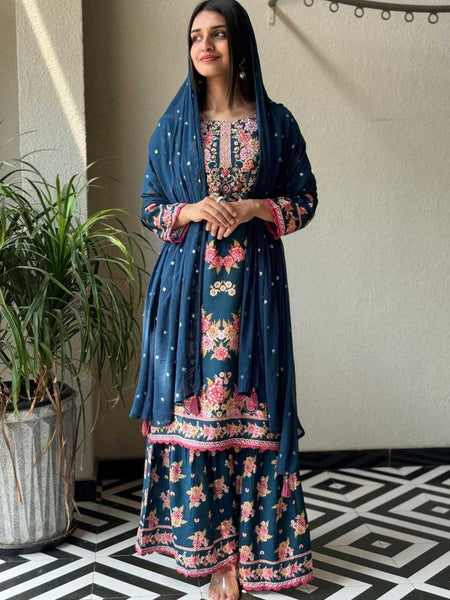 Slub Reyon Suits & Dresses Wholesale Ladies Suits Palazzo Suit Handwork Suits