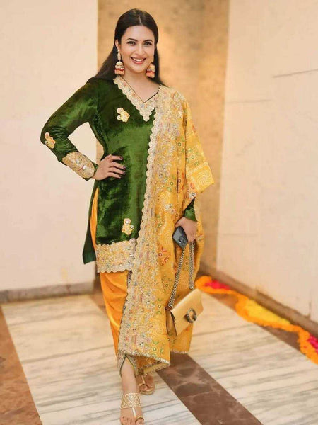 Velvet RIN215 1073 Kurti Bollywood Collections Wholesale Casual Kurtis Divyanka Tripathi